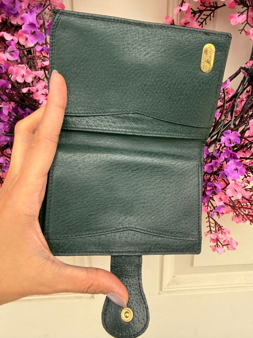 Vintage Gucci Wallet - Picture 5 of 8